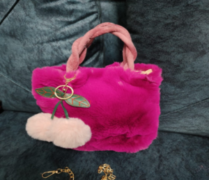 Premium Quality Fur Purse with Sling Chains - Image 2